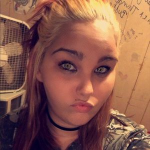 Meet your Posher, Kimberly